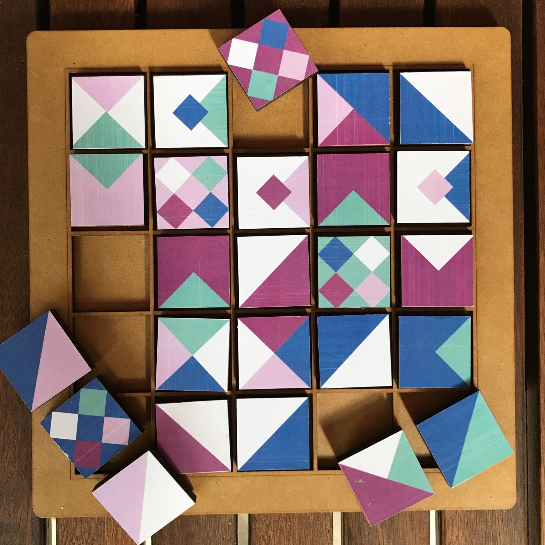 Geometric Juggle Tile set